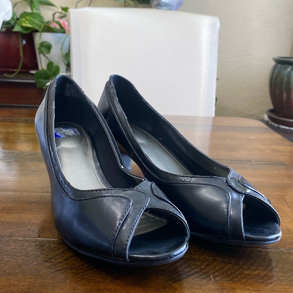 East 5th  Womens Shoes